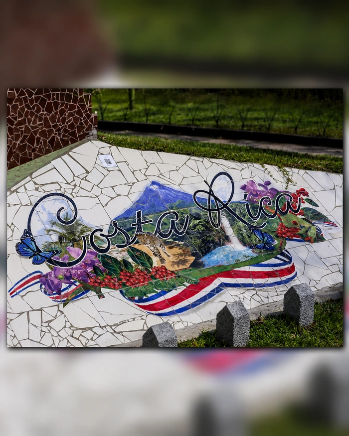 Plaza Costa Rica — Sylvia Sánchez & Estuardo Méndez-Ruiz